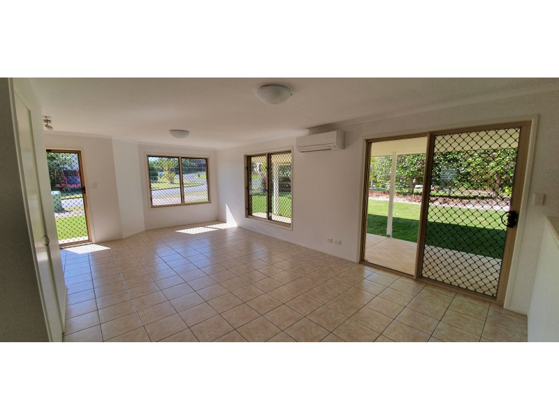 71 Bombala Crescent, Rainbow Beach QLD 4581