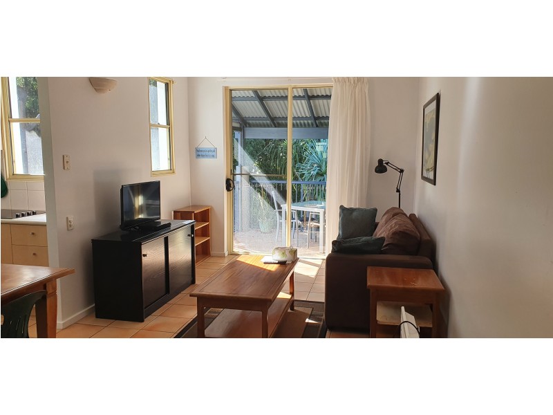 21/15 RAINBOW SHORES DRIVE, Rainbow Beach QLD 4581