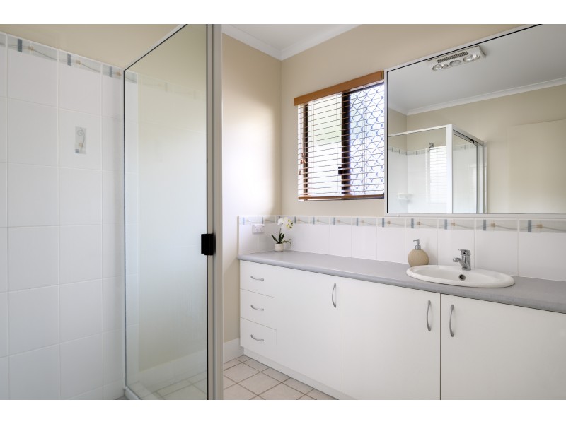 14 Coora Court, Rainbow Beach QLD 4581