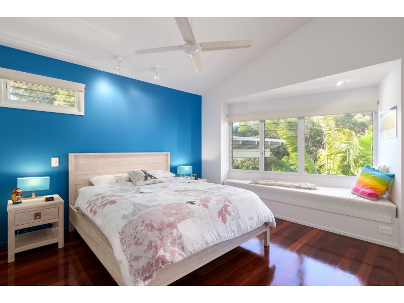 24 Naiad Court, Rainbow Beach QLD 4581