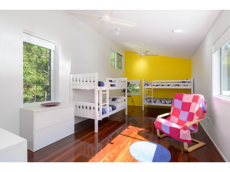 24 Naiad Court, Rainbow Beach QLD 4581