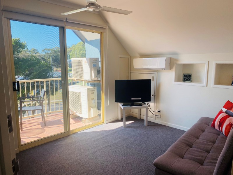 2/2 – 4 Double Island Drive, Rainbow Beach QLD 4581