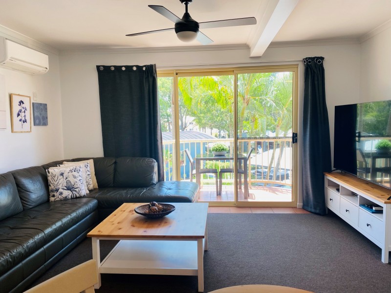 30/2-4 DOUBLE ISLAND DRIVE, Rainbow Beach QLD 4581