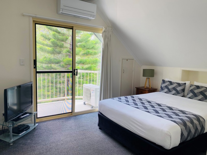 24/2-4 DOUBLE ISLAND DRIVE, Rainbow Beach QLD 4581