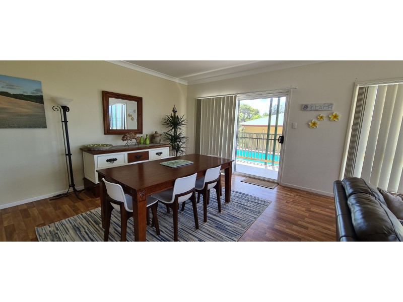 2/100 COOLOOLA DRIVE, Rainbow Beach QLD 4581