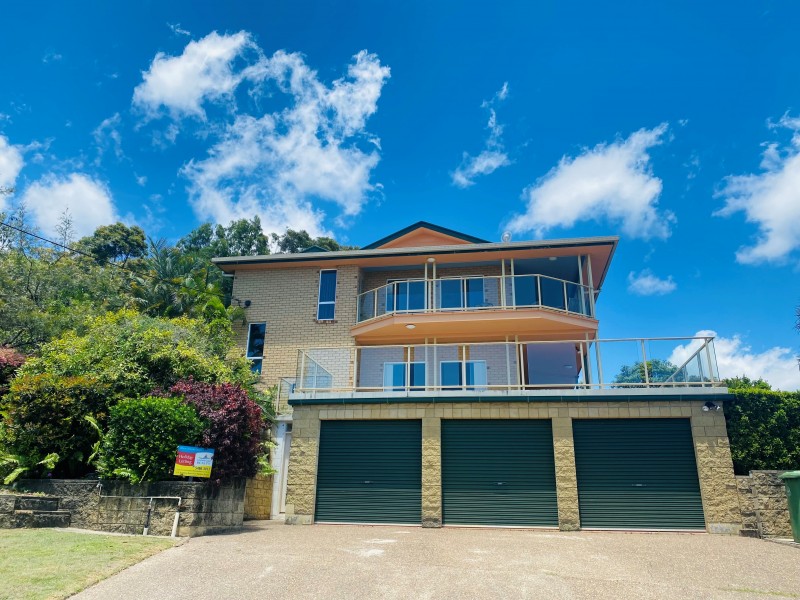 2/100 COOLOOLA DRIVE, Rainbow Beach QLD 4581