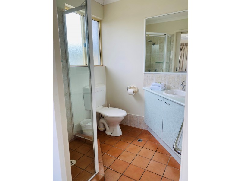 6/2-4 DOUBLE ISLAND DRIVE, Rainbow Beach QLD 4581
