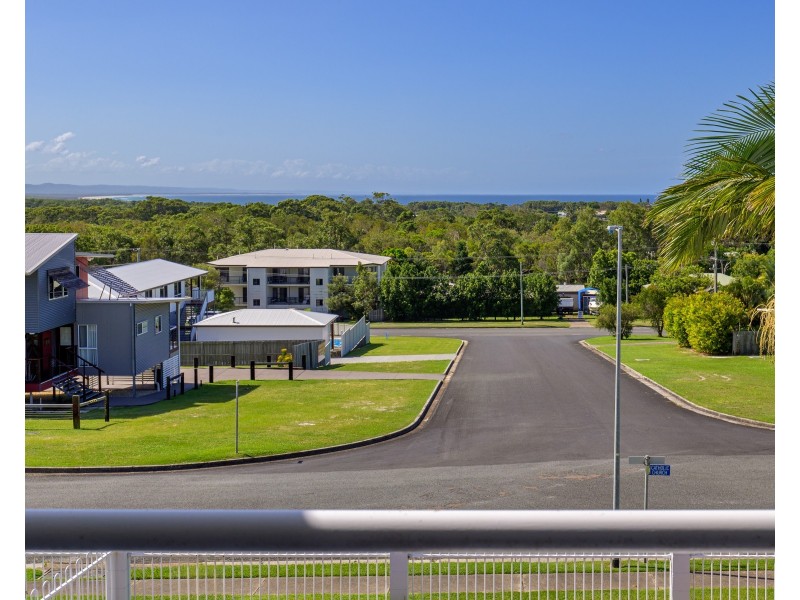 1/42 Manooka Drive, Rainbow Beach QLD 4581