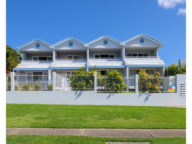 1/42 Manooka Drive, Rainbow Beach QLD 4581