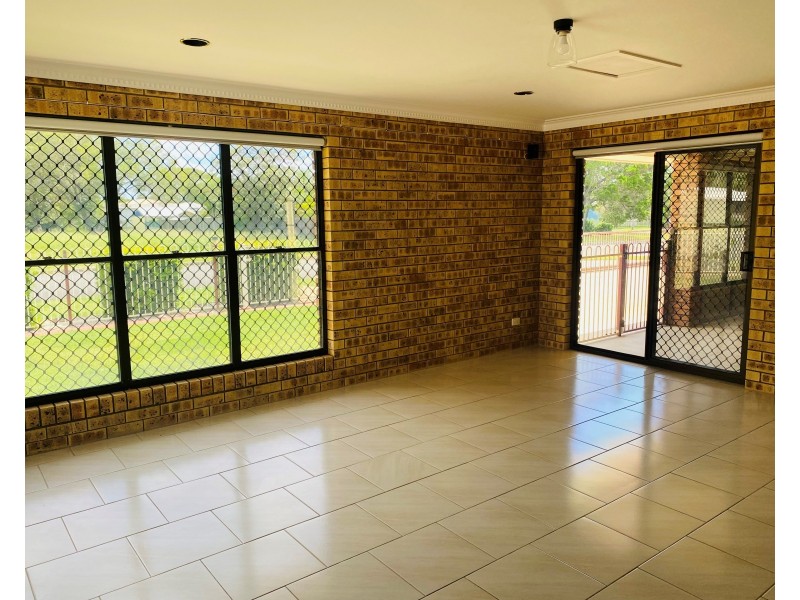 1 DULKARA COURT, Rainbow Beach QLD 4581
