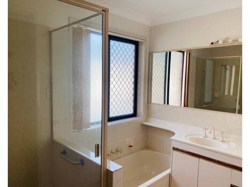 1 DULKARA COURT, Rainbow Beach QLD 4581