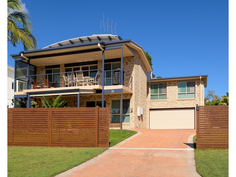 32 TINGIRA CLOSE, Rainbow Beach QLD 4581