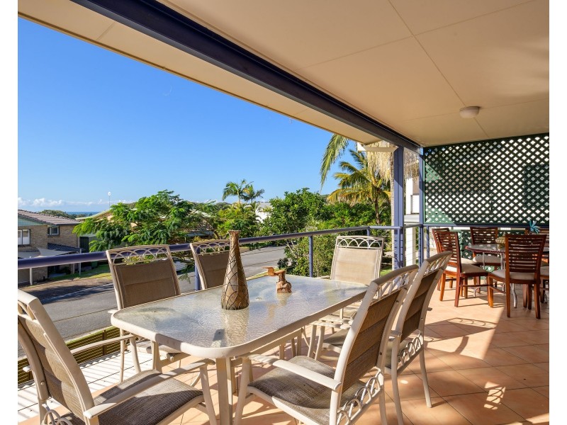 32 TINGIRA CLOSE, Rainbow Beach QLD 4581