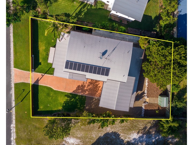 32 TINGIRA CLOSE, Rainbow Beach QLD 4581