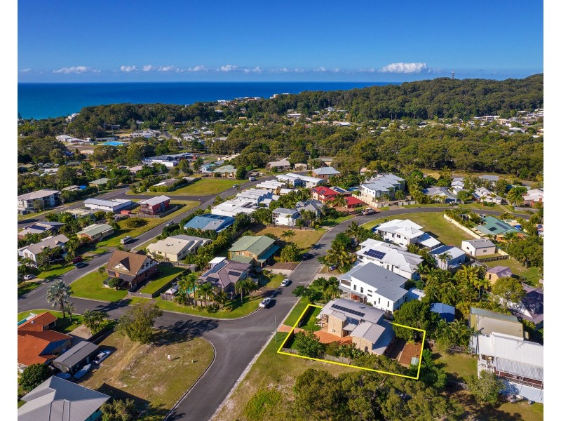 32 TINGIRA CLOSE, Rainbow Beach QLD 4581