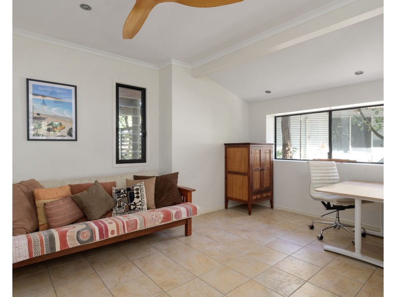 9 Naiad Court, Rainbow Beach QLD 4581