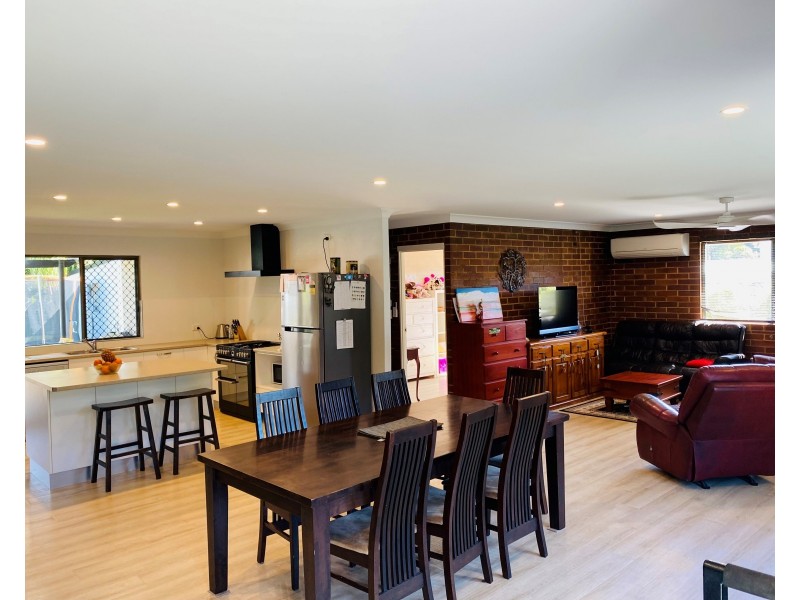 24 Rumbalara Avenue, Rainbow Beach QLD 4581