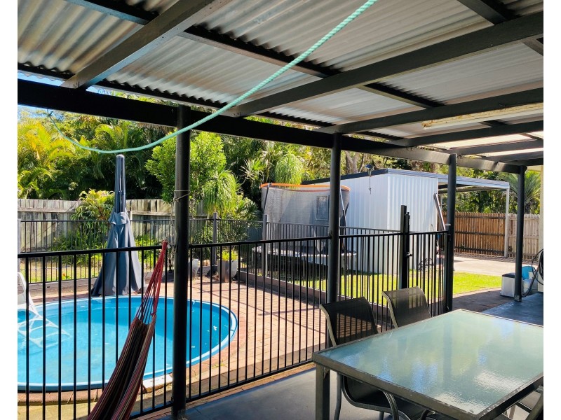 24 Rumbalara Avenue, Rainbow Beach QLD 4581