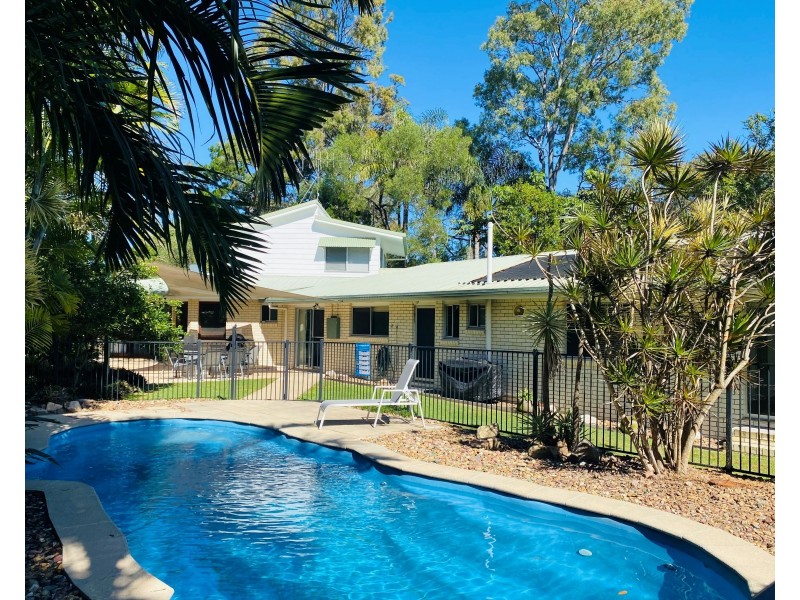 15 Larapinta Court, Rainbow Beach QLD 4581