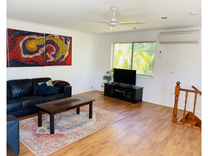 15 Larapinta Court, Rainbow Beach QLD 4581