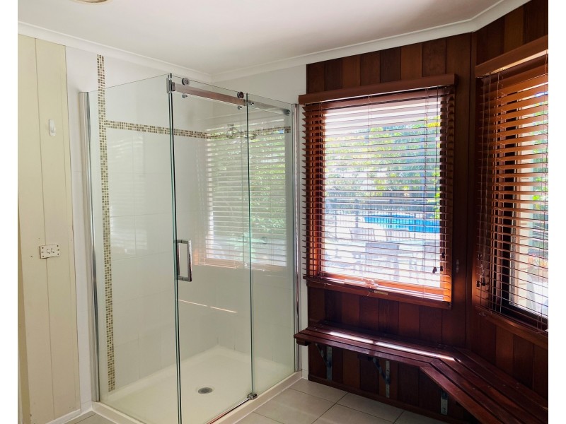 15 Larapinta Court, Rainbow Beach QLD 4581