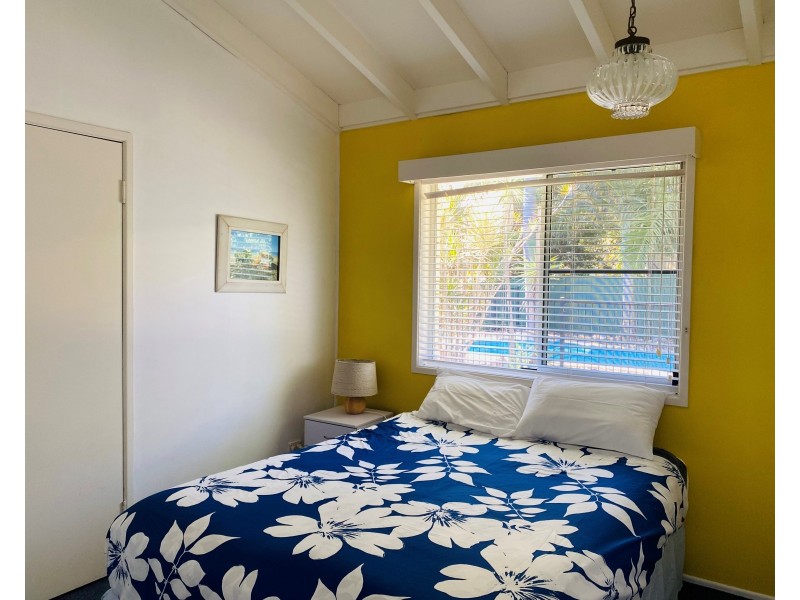 15 Larapinta Court, Rainbow Beach QLD 4581