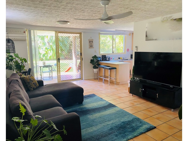 24/15 RAINBOW SHORES DRIVE, Rainbow Beach QLD 4581