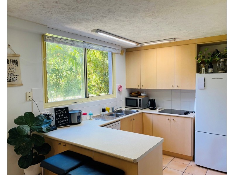 24/15 RAINBOW SHORES DRIVE, Rainbow Beach QLD 4581