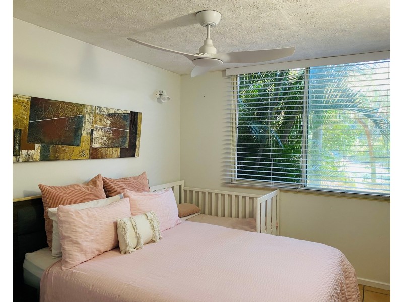 24/15 RAINBOW SHORES DRIVE, Rainbow Beach QLD 4581