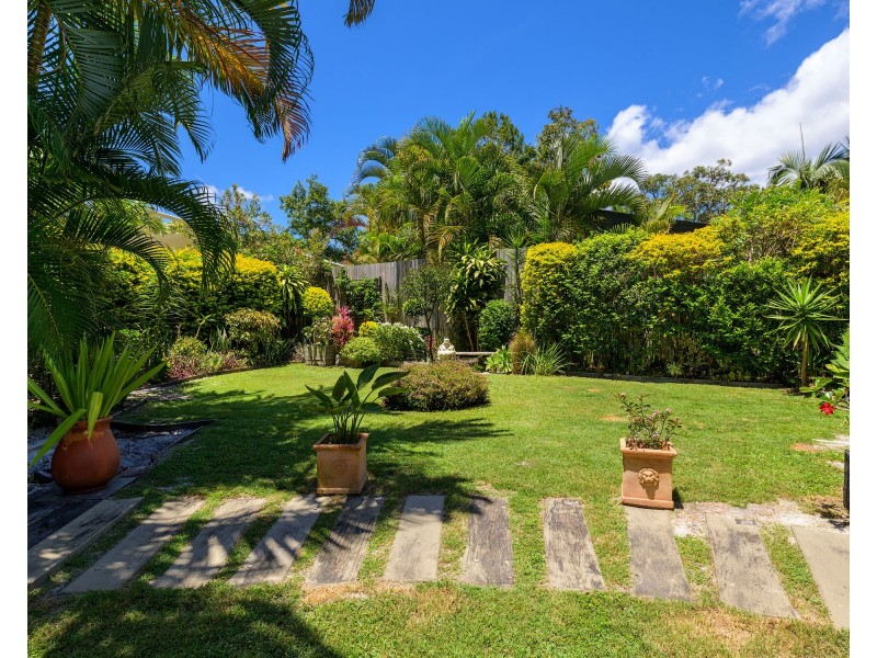 2/9 Zircon Street, Rainbow Beach QLD 4581