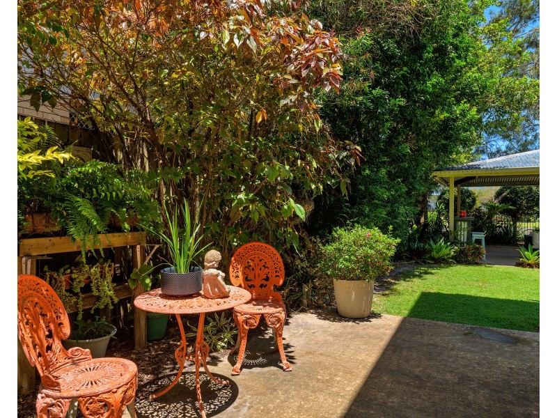 2/9 Zircon Street, Rainbow Beach QLD 4581