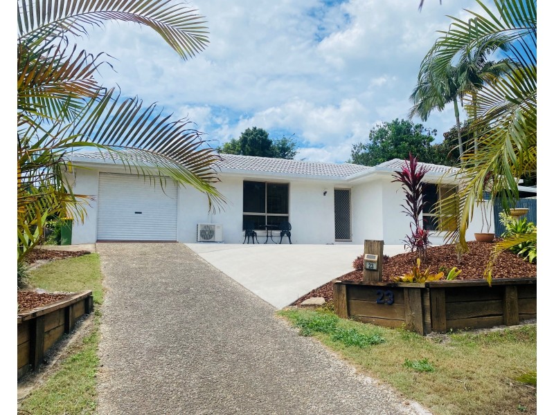 23 Bomburra Court, Rainbow Beach QLD 4581