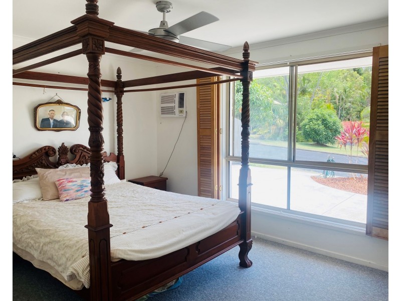 23 Bomburra Court, Rainbow Beach QLD 4581