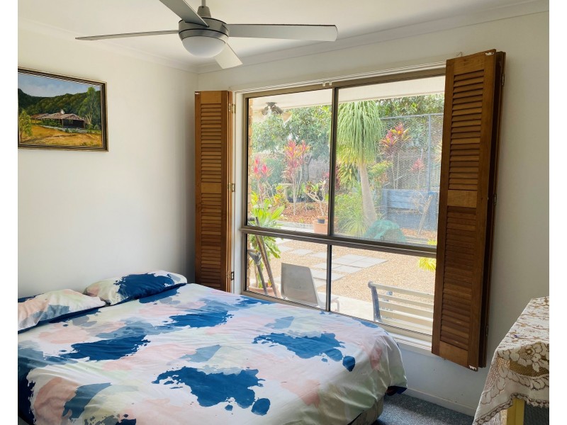23 Bomburra Court, Rainbow Beach QLD 4581