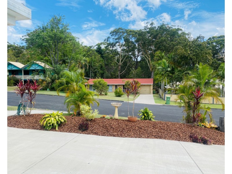 23 Bomburra Court, Rainbow Beach QLD 4581