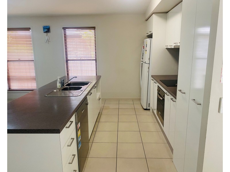 12 Satinwood Road, Rainbow Beach QLD 4581