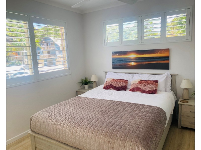 8/2-4 Double Island Drive, Rainbow Beach QLD 4581