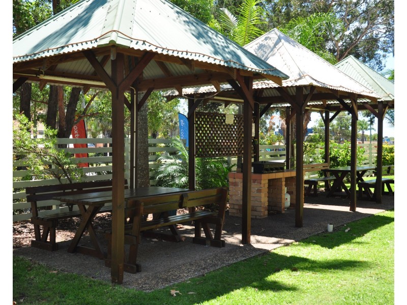 8/2-4 Double Island Drive, Rainbow Beach QLD 4581