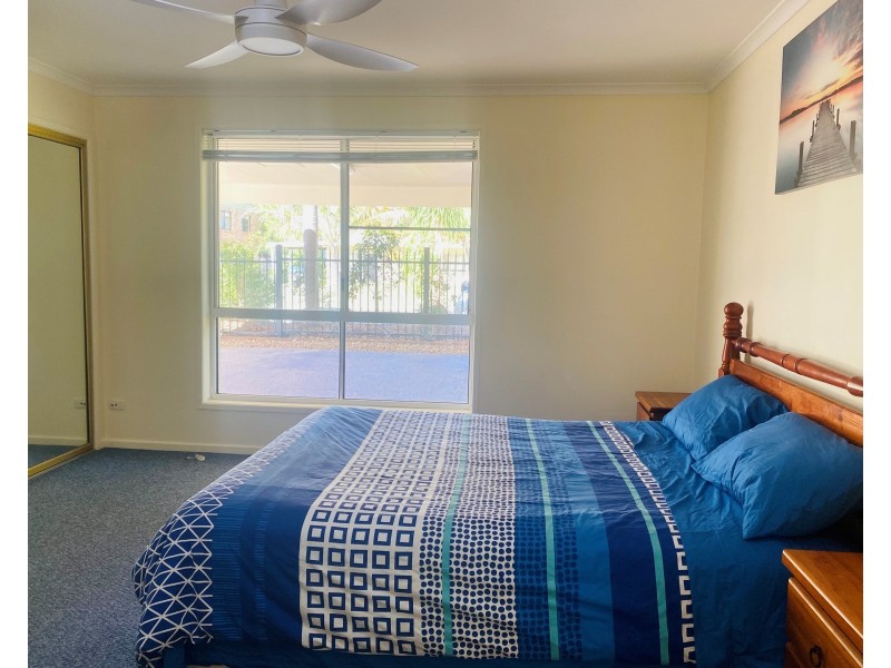 18 Rumbalara Avenue, Rainbow Beach QLD 4581