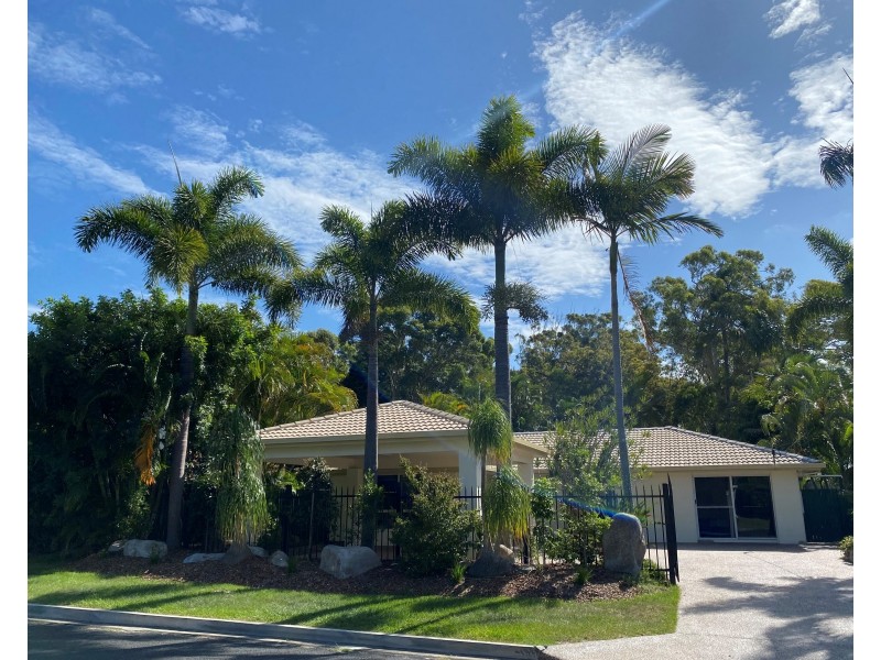 18 Rumbalara Avenue, Rainbow Beach QLD 4581