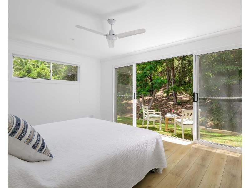 61 DOUBLE ISLAND DRIVE, Rainbow Beach QLD 4581