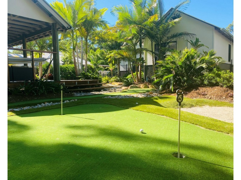 11 Satinwood Drive, Rainbow Beach QLD 4581