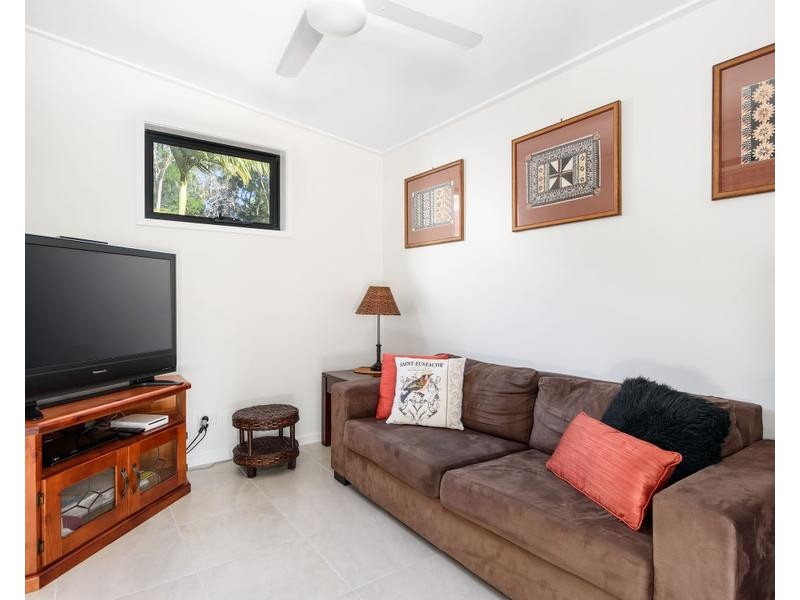 11 Satinwood Drive, Rainbow Beach QLD 4581