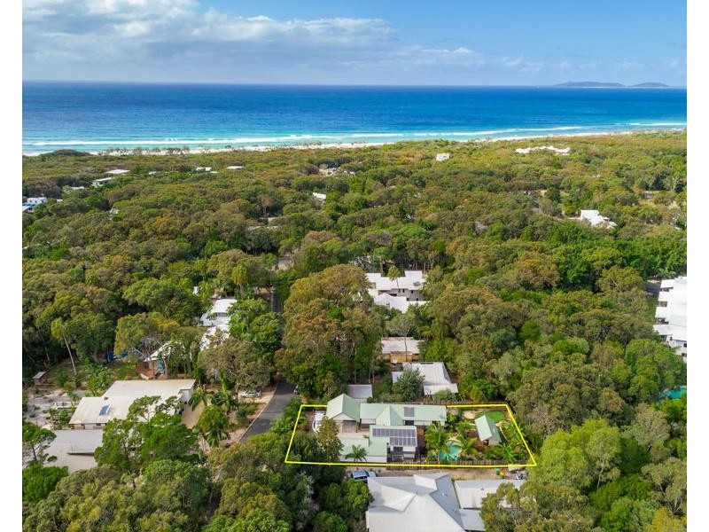 11 Satinwood Drive, Rainbow Beach QLD 4581