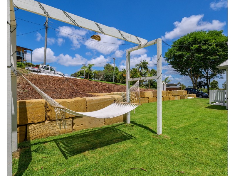61 DOUBLE ISLAND DRIVE, Rainbow Beach QLD 4581
