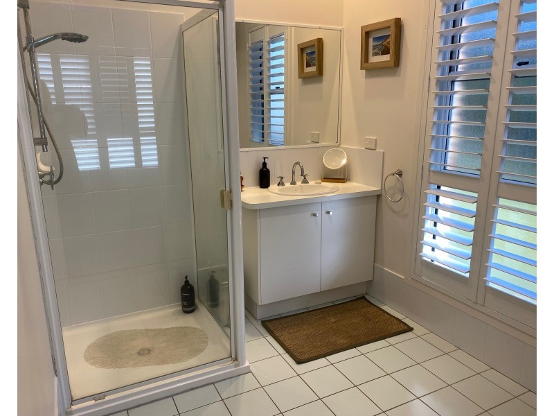 1/48 Manooka Drive, Rainbow Beach QLD 4581