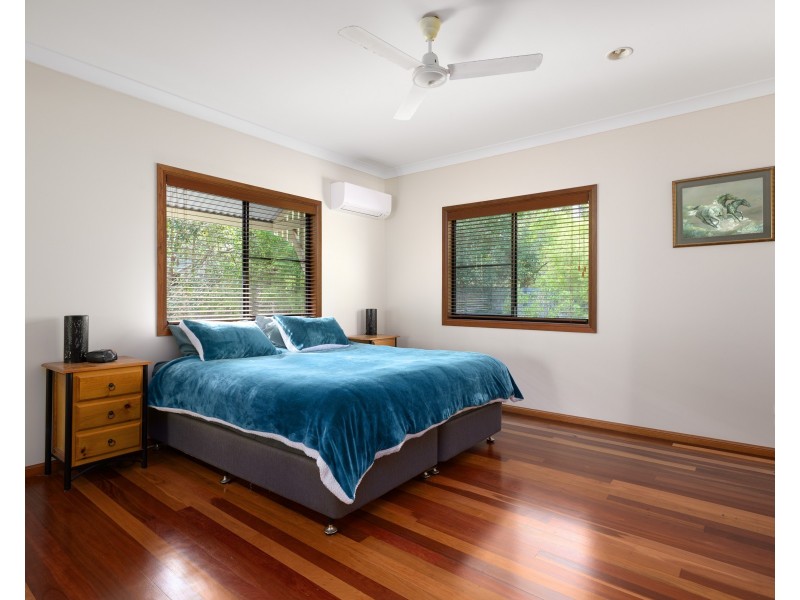 31 Bomburra Court, Rainbow Beach QLD 4581