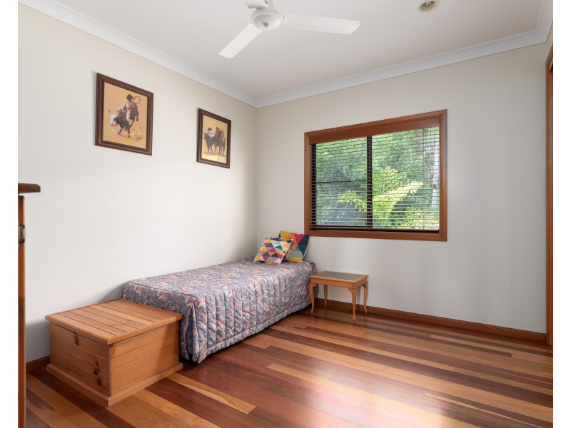 31 Bomburra Court, Rainbow Beach QLD 4581