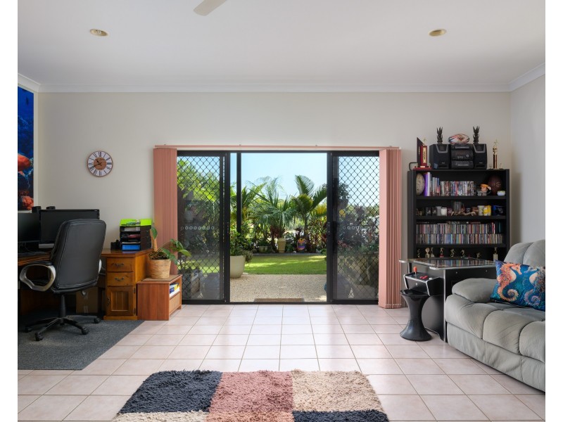 31 Bomburra Court, Rainbow Beach QLD 4581