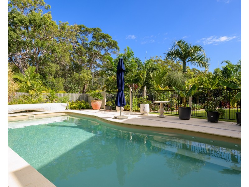 31 Bomburra Court, Rainbow Beach QLD 4581